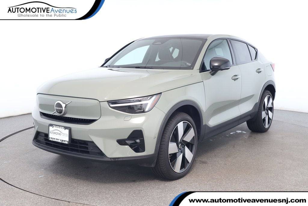 2023 Volvo C40 Recharge Ultimate — SUV — 3,840 mi — Wall Township, NJ