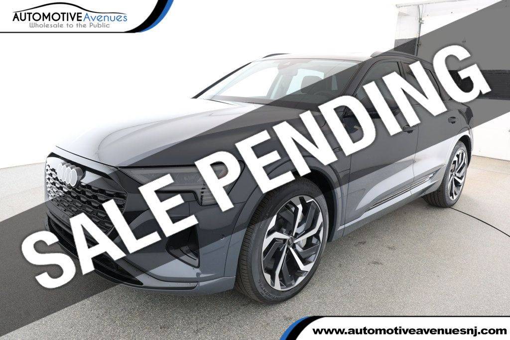 2024 Audi Q8 e-tron Prestige — SUV — 390 mi — Wall Township, NJ