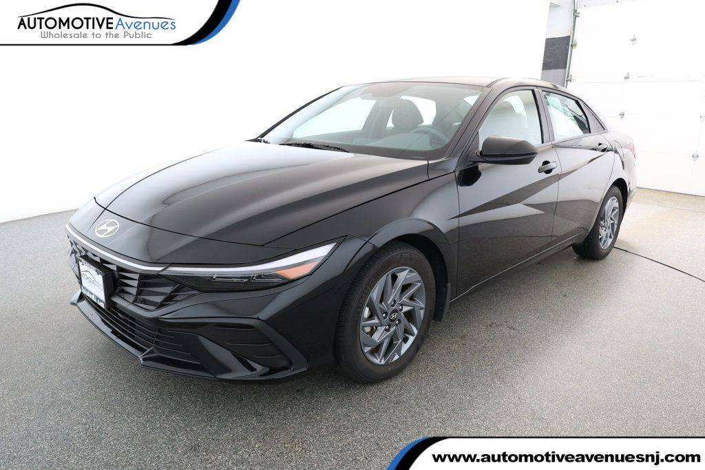 2024 Hyundai Elantra SEL — Sedan — 7,426 mi — Wall Township, NJ