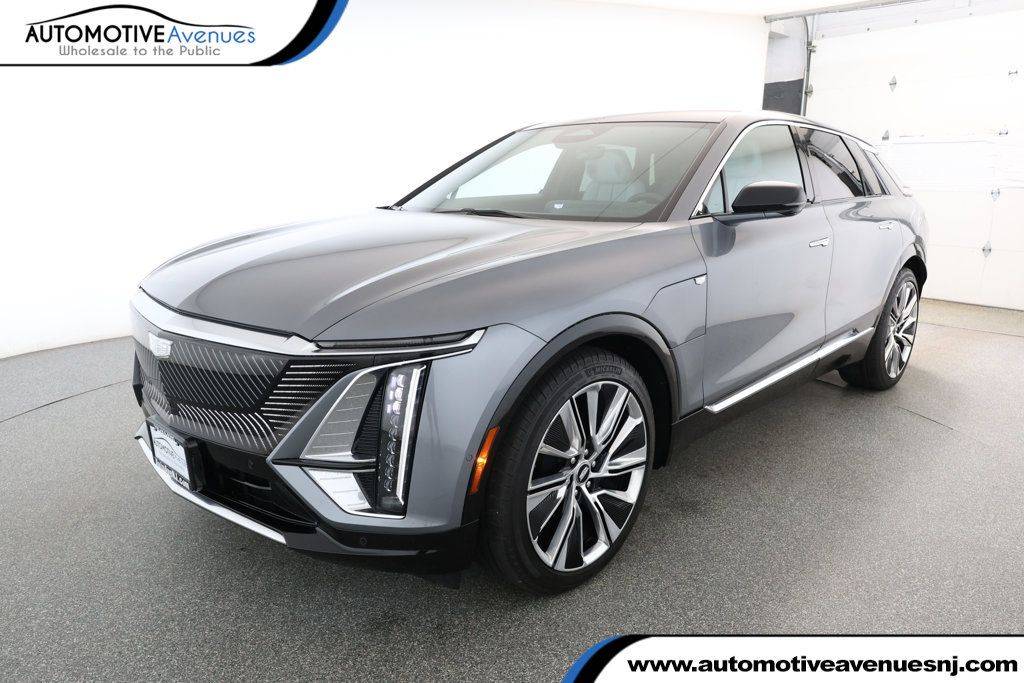 2023 Cadillac LYRIQ Luxury — SUV — 17,644 mi — Wall Township, NJ