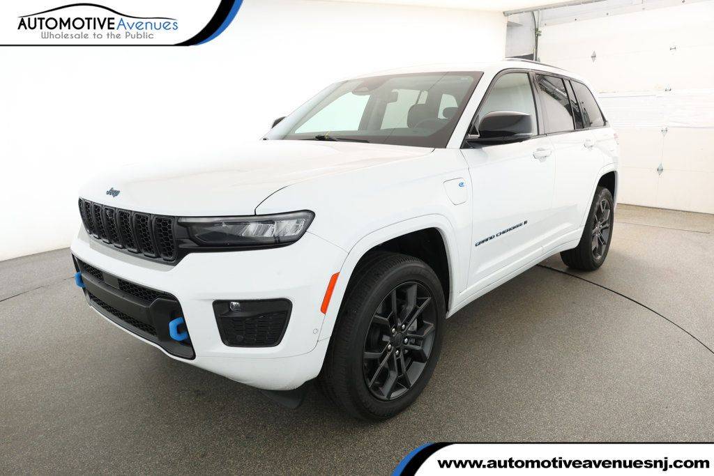 2023 Jeep Grand Cherokee 30th Anniversary 4xe — SUV — 1,924 mi — Wall Township, NJ
