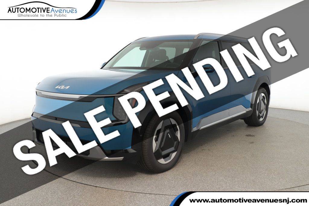 2024 Kia EV9 Land — SUV — 343 mi — Wall Township, NJ