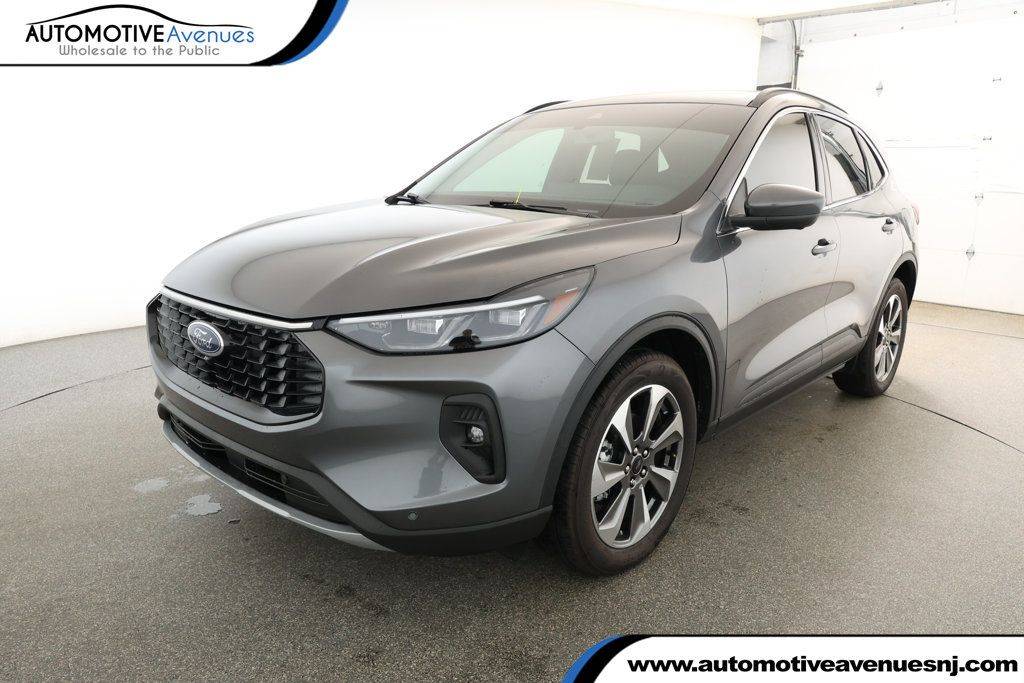 2024 Ford Escape Platinum — SUV — 4,869 mi — Wall Township, NJ