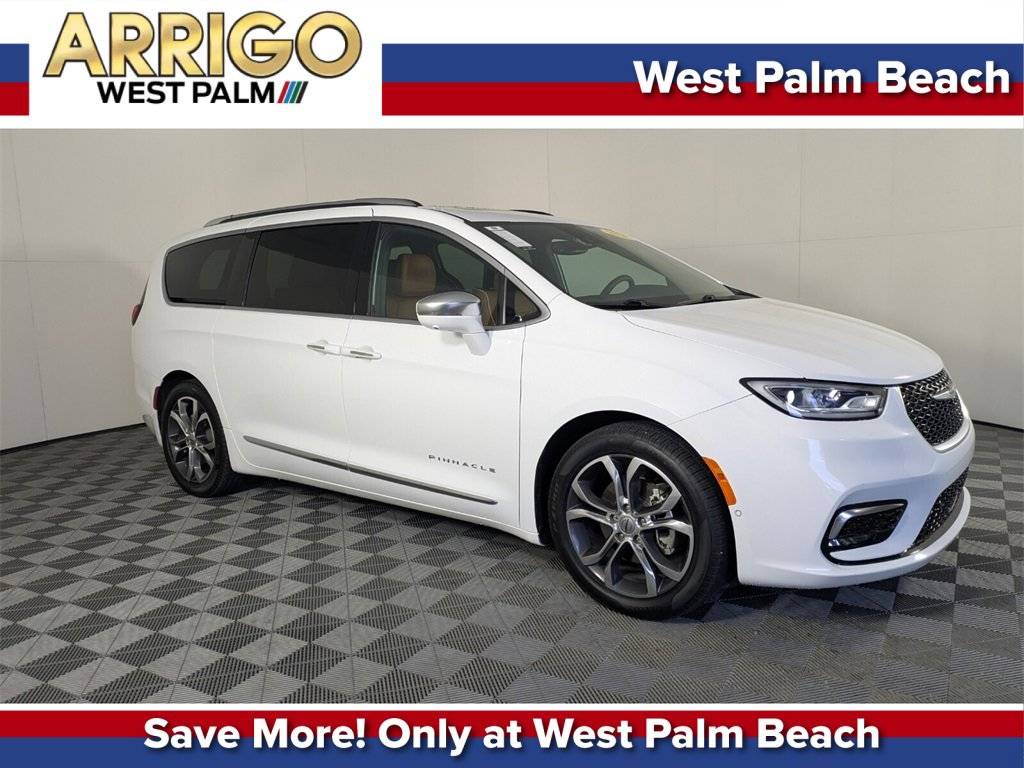 2024 Chrysler Pacifica Pinnacle — Minivan — 20,055 mi — West Palm Beach, FL