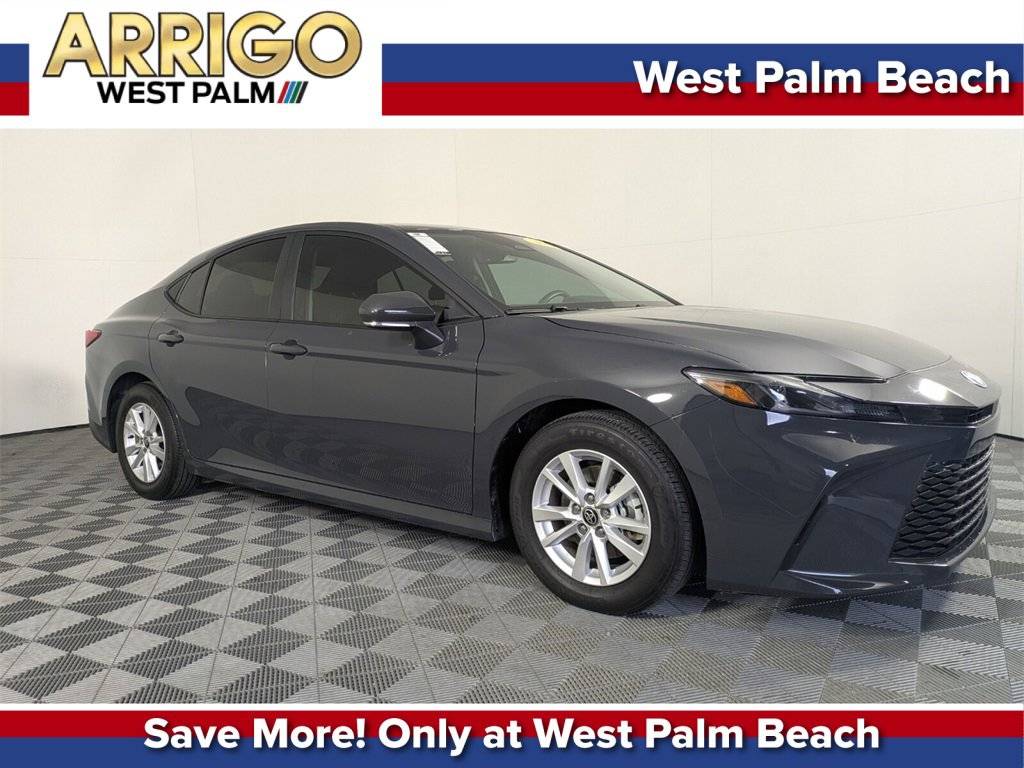 2025 Toyota Camry Hybrid LE — Sedan — 22,403 mi — West Palm Beach, FL