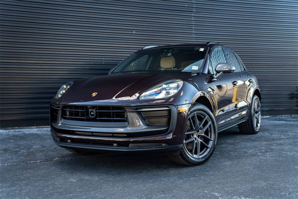 2025 Porsche Macan T — SUV — 2,261 mi — Lawrenceville, NJ