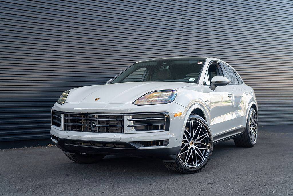 2025 Porsche Cayenne Cayenne E-Hybrid — SUV — 513 mi — Lawrenceville, NJ