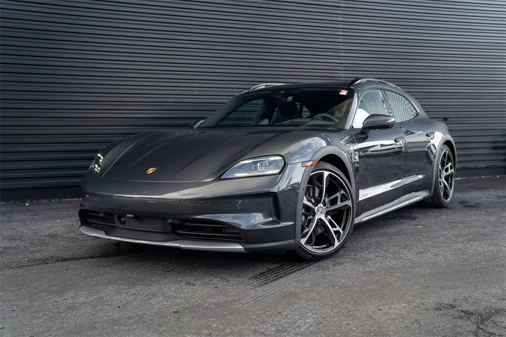 2025 Porsche Taycan 4 — Wagon — 4,856 mi — Lawrenceville, NJ