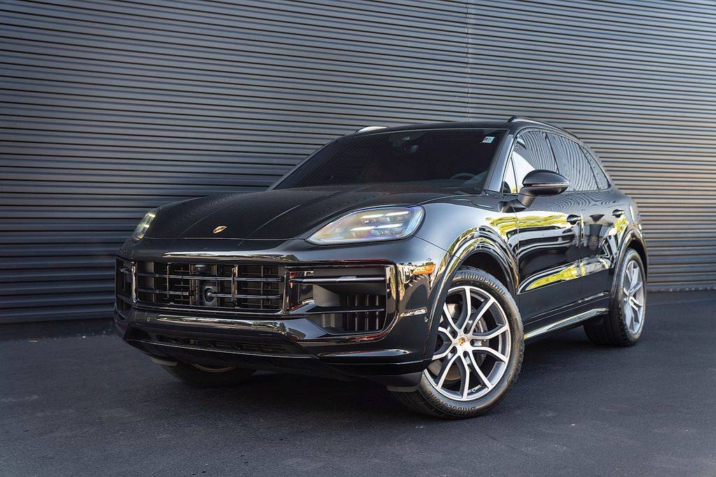 2025 Porsche Cayenne