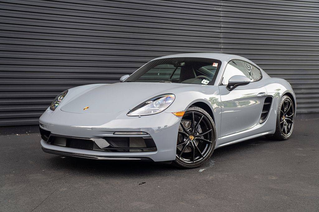 2025 Porsche 718 Cayman