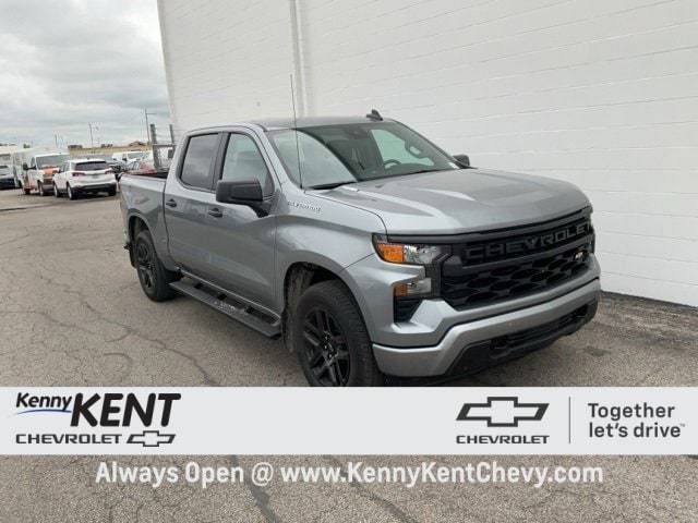 2025 Chevrolet Silverado 1500 Custom — Pickup Truck — 4,815 mi — Evansville, IN