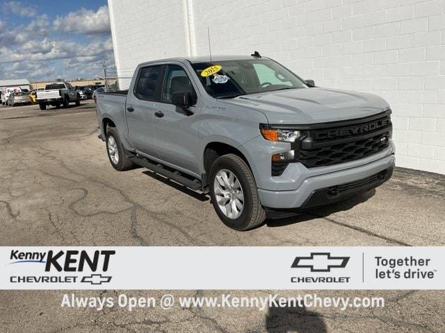 2025 Chevrolet Silverado 1500 Custom — Pickup Truck — 1,480 mi — Evansville, IN