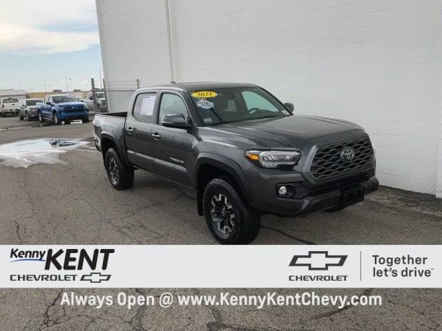 2021 Toyota Tacoma TRD Off Road — Pickup Truck — 21,410 mi — Evansville, IN