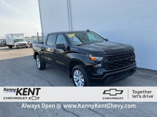 2022 Chevrolet Silverado 1500 Custom — Pickup Truck — 33,503 mi — Evansville, IN