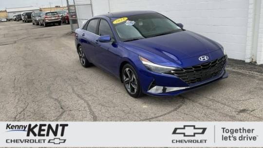 2023 Hyundai Elantra Limited — Sedan — 23,454 mi — Evansville, IN