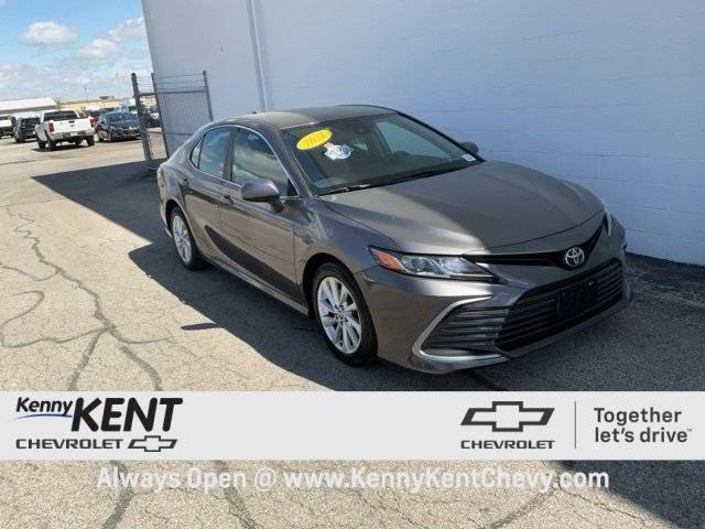 2021 Toyota Camry LE — Sedan — 32,121 mi — Evansville, IN