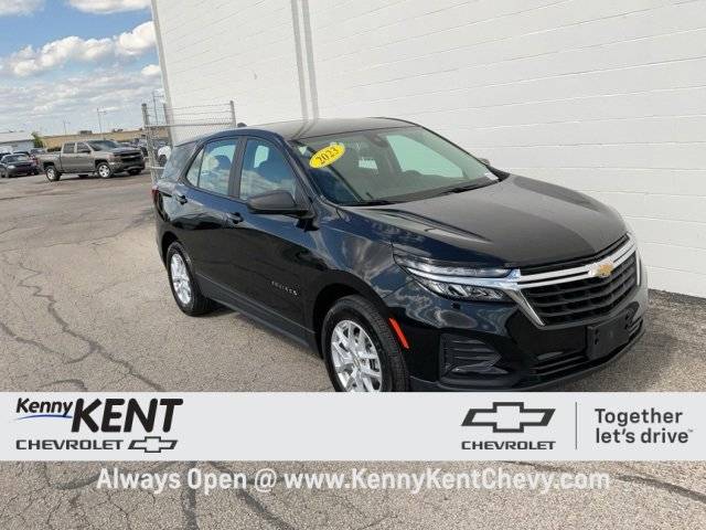 2023 Chevrolet Equinox LS — SUV — 14,177 mi — Evansville, IN