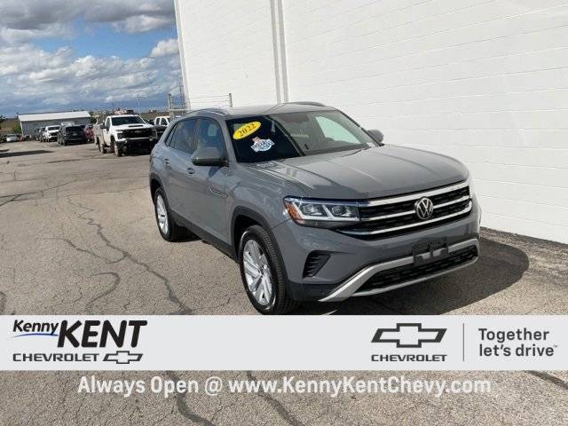2022 Volkswagen Atlas Cross Sport SE with Technology — SUV — 30,346 mi — Evansville, IN