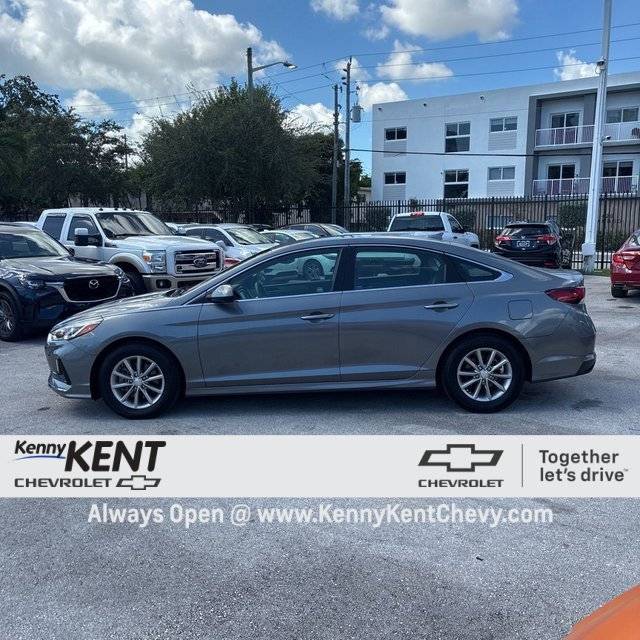 2019 Hyundai Sonata SE — Sedan — 47,428 mi — Evansville, IN