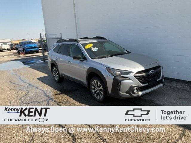 2025 Subaru Outback Limited — SUV — 14,482 mi — Evansville, IN