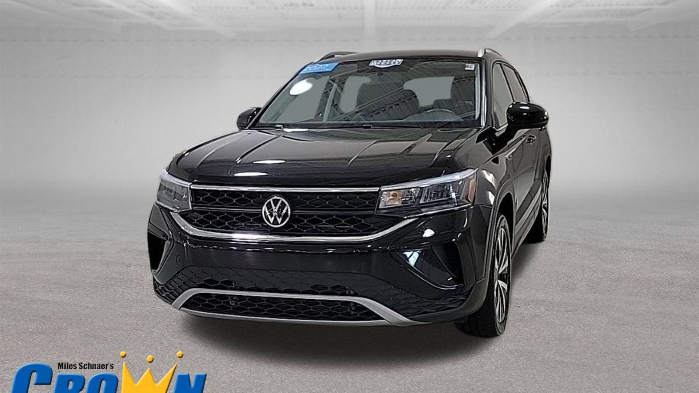 2022 Volkswagen Taos SE — SUV — 20,234 mi — Lawrence, KS