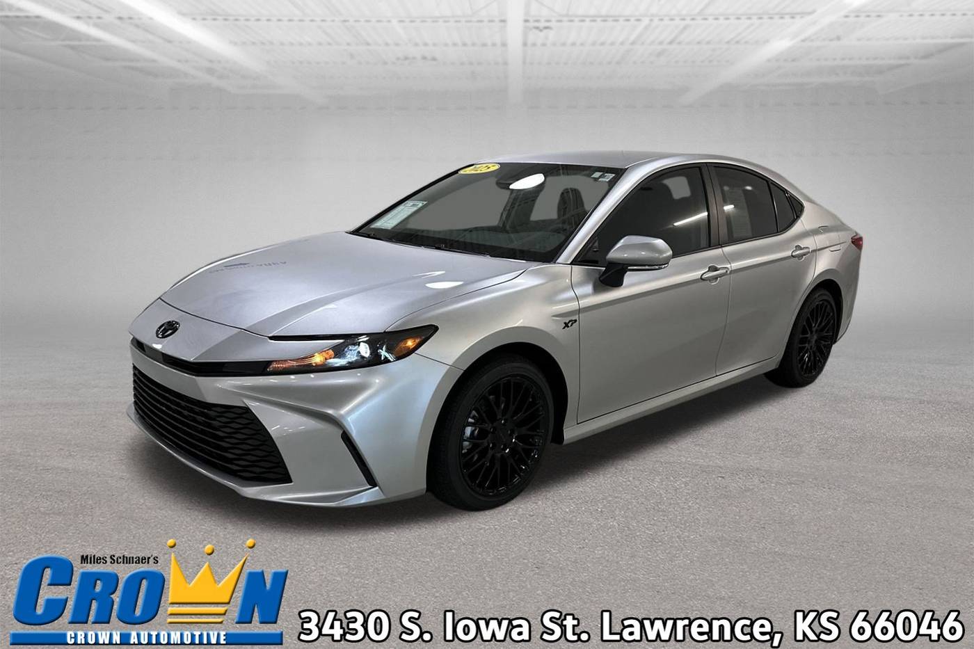 2025 Toyota Camry LE — Sedan — 69 mi — Lawrence, KS