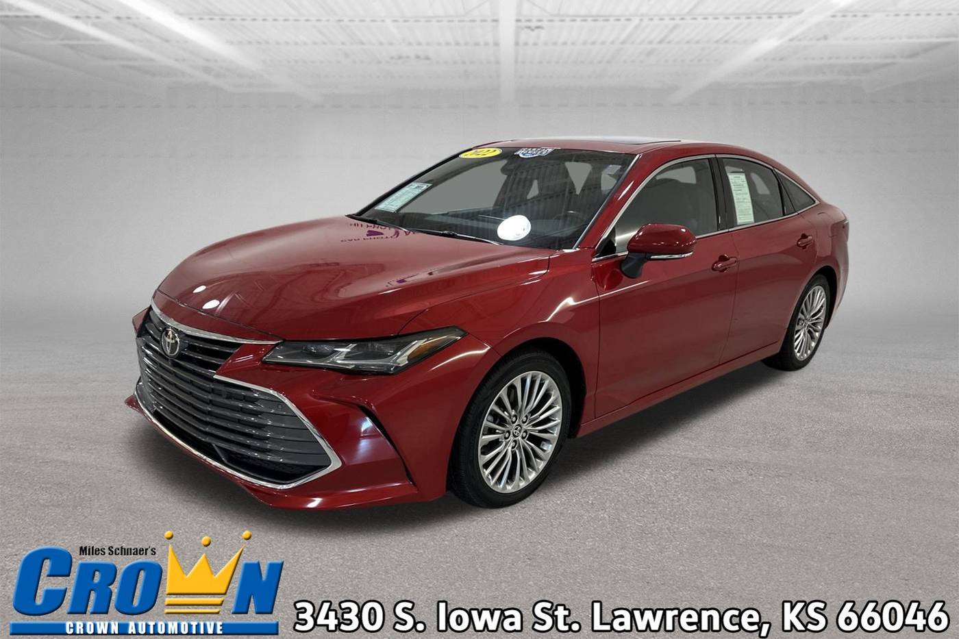 2022 Toyota Avalon Limited — Sedan — 42,336 mi — Lawrence, KS