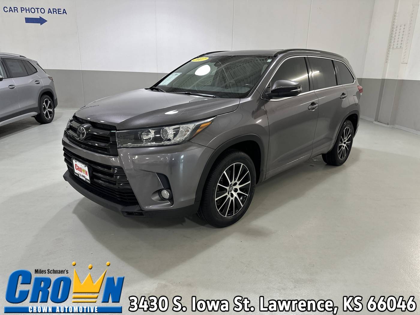 2017 Toyota Highlander XLE — SUV — 131,157 mi — Lawrence, KS