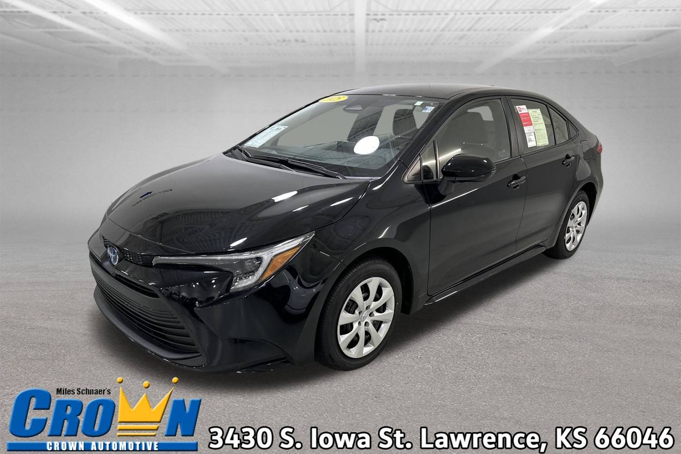 2025 Toyota Corolla Hybrid LE — Sedan — 5 mi — Lawrence, KS