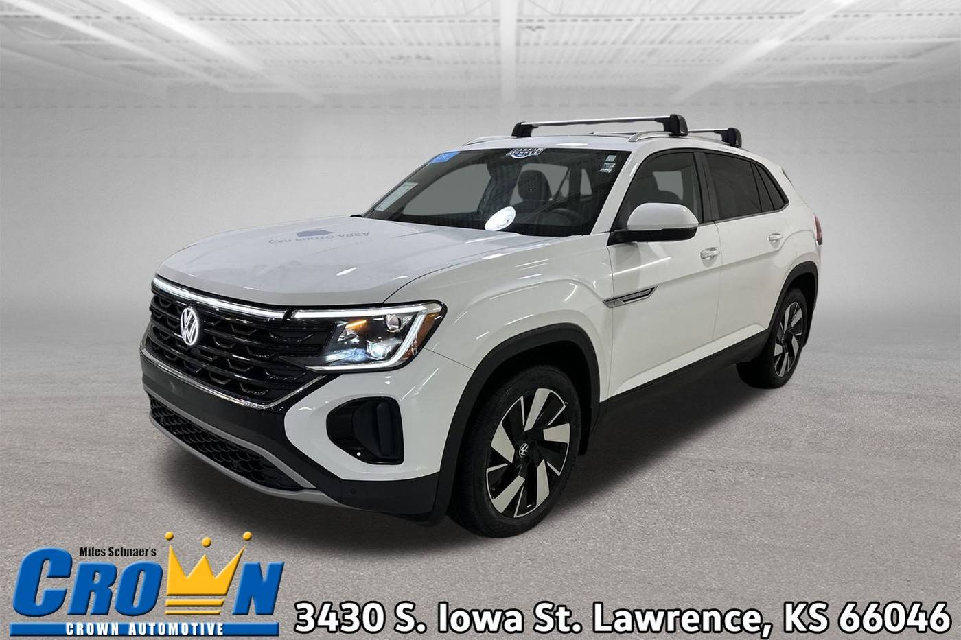 2024 Volkswagen Atlas Cross Sport SE with Technology — SUV — 1,861 mi — Lawrence, KS