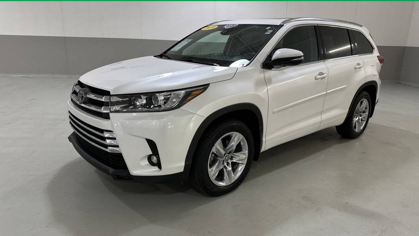 2019 Toyota Highlander Limited — SUV — 102,062 mi — Lawrence, KS