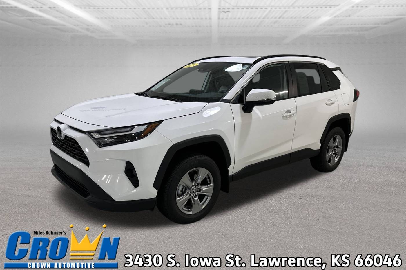 2025 Toyota RAV4 XLE — SUV — 9 mi — Lawrence, KS