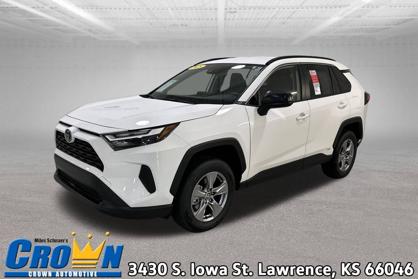 2025 Toyota RAV4 Hybrid LE — SUV — 265 mi — Lawrence, KS