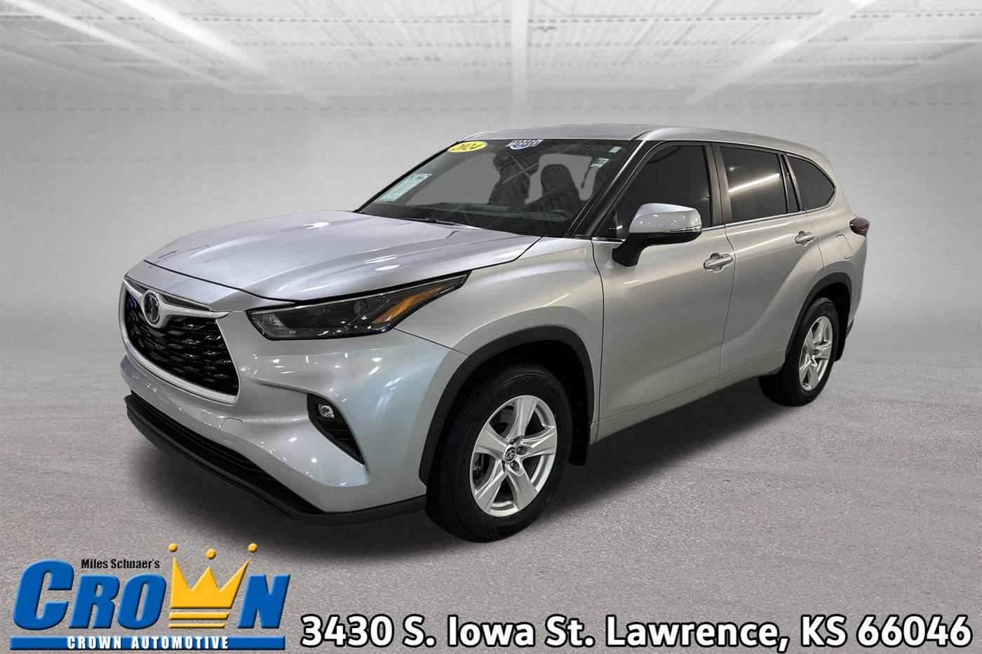 2024 Toyota Highlander LE — SUV — 26,997 mi — Lawrence, KS