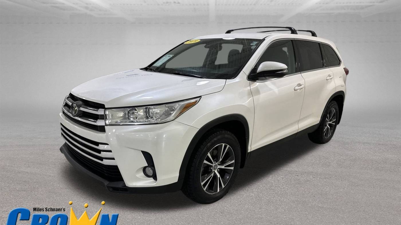 2019 Toyota Highlander LE Plus — SUV — 64,765 mi — Lawrence, KS