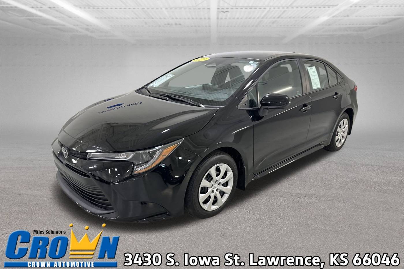 2025 Toyota Corolla LE — Sedan — 10 mi — Lawrence, KS