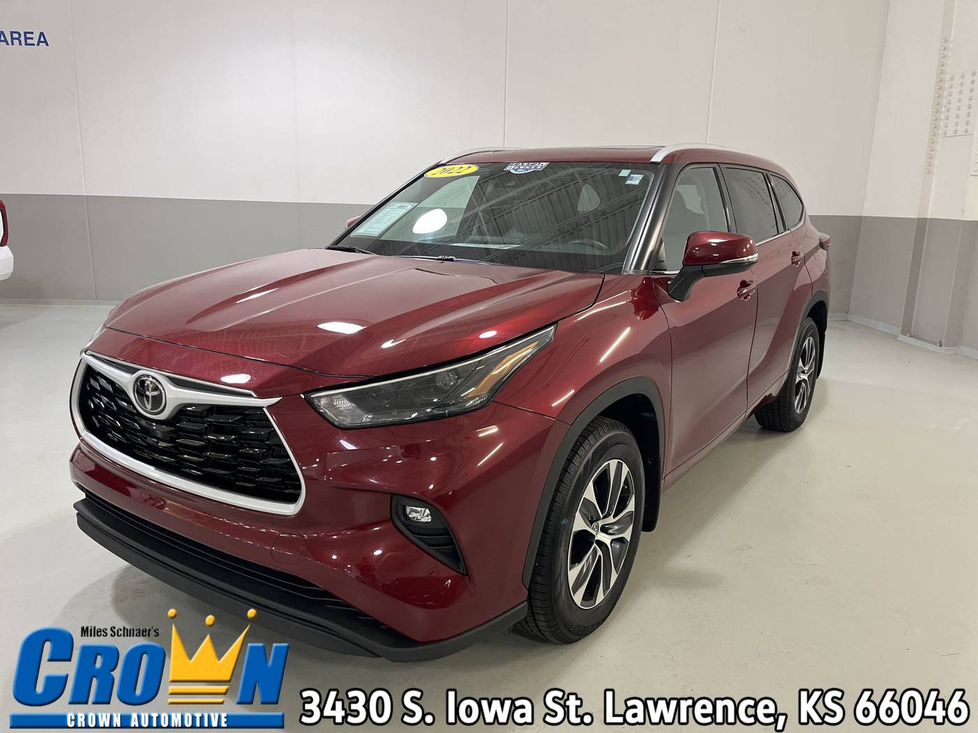2022 Toyota Highlander XLE — SUV — 45,153 mi — Lawrence, KS