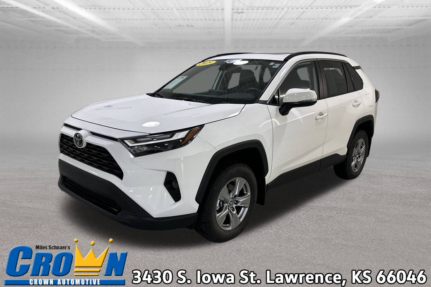 2025 Toyota RAV4 XLE — SUV — 18 mi — Lawrence, KS