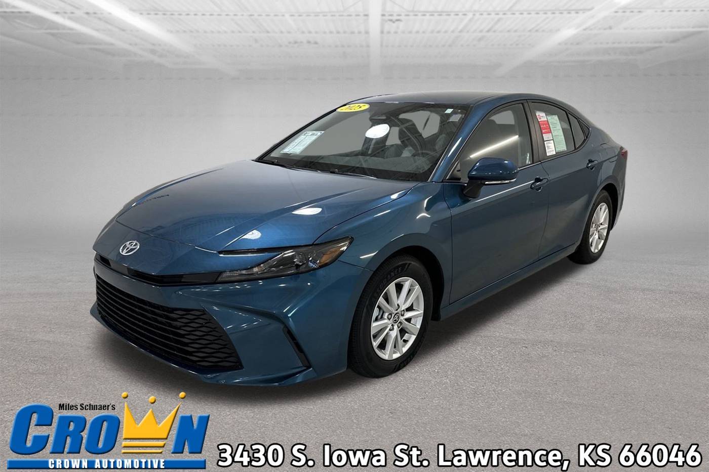 2025 Toyota Camry LE — Sedan — 8 mi — Lawrence, KS