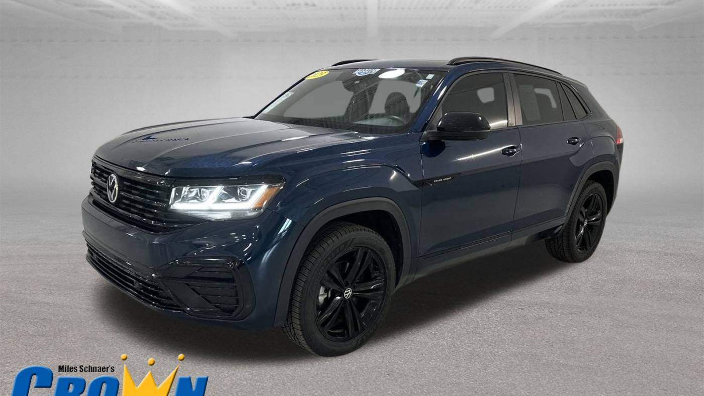 2023 Volkswagen Atlas Cross Sport SEL R-Line Black — SUV — 52,325 mi — Lawrence, KS