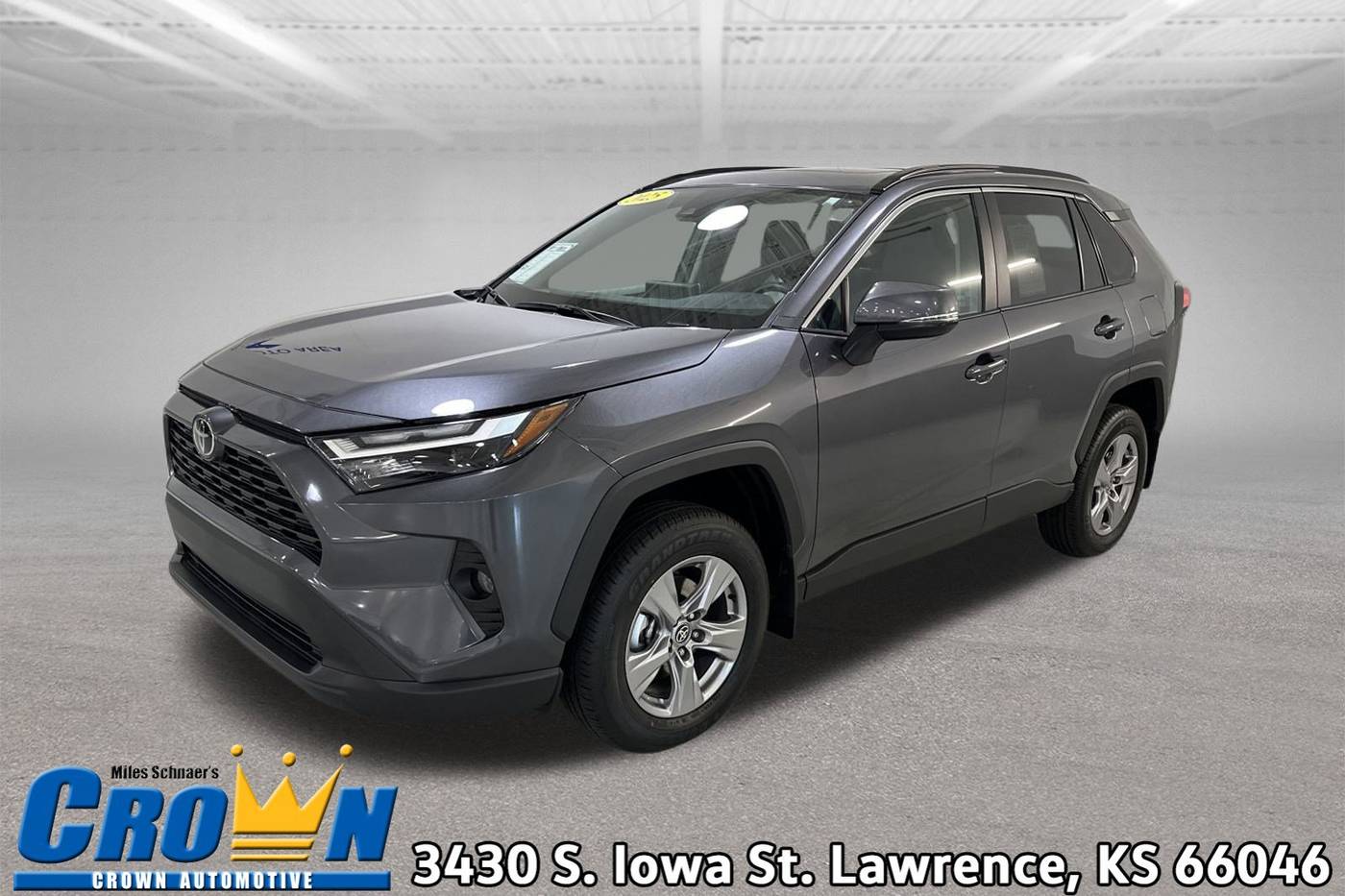2025 Toyota RAV4 XLE — SUV — 36 mi — Lawrence, KS