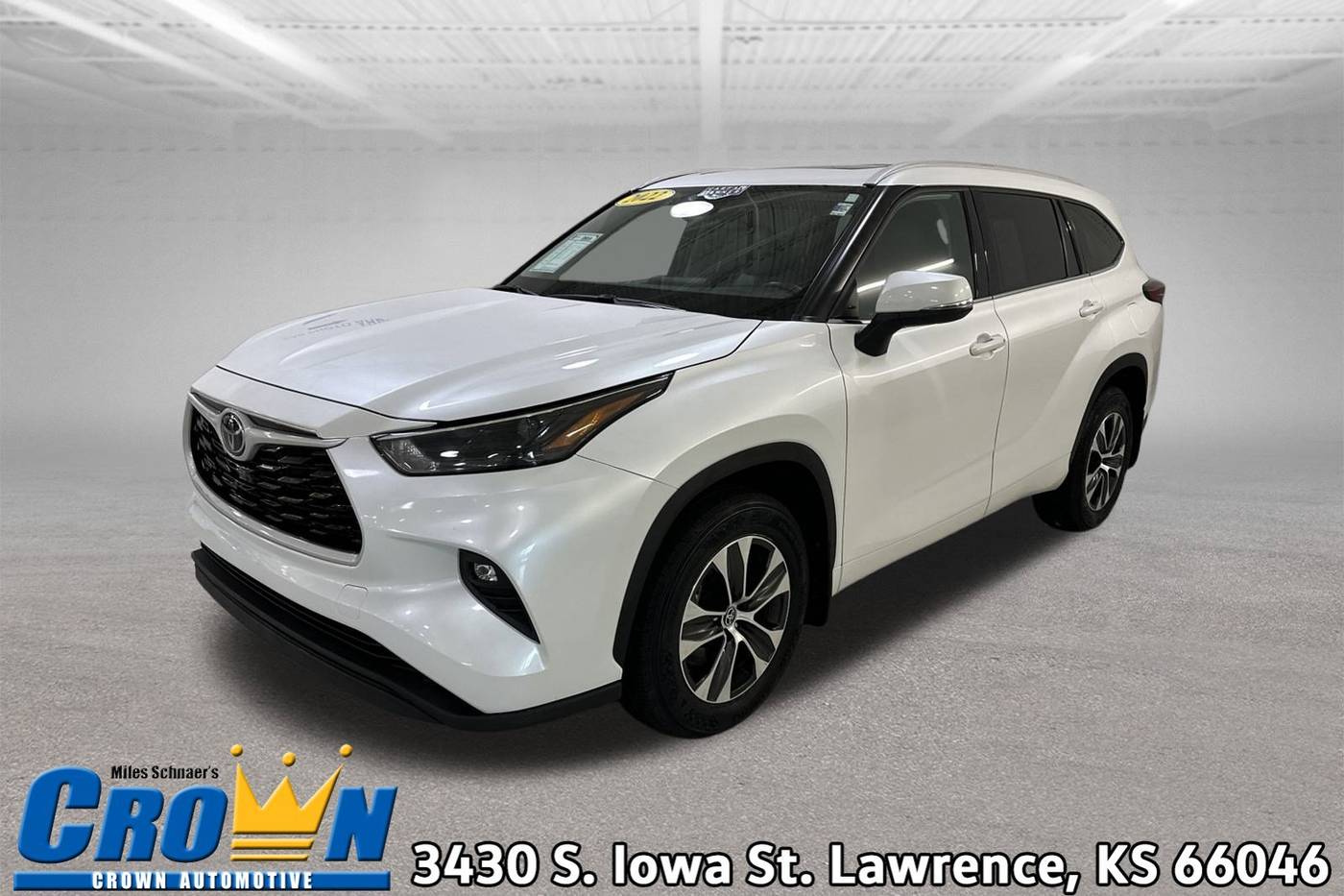 2022 Toyota Highlander XLE — SUV — 39,910 mi — Lawrence, KS