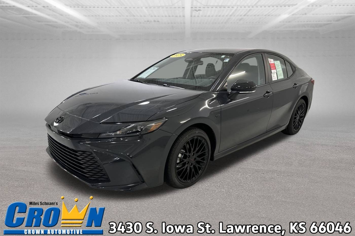 2025 Toyota Camry LE — Sedan — 27 mi — Lawrence, KS