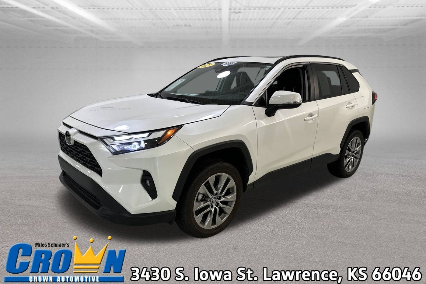 2022 Toyota RAV4 XLE Premium — SUV — 16,567 mi — Lawrence, KS