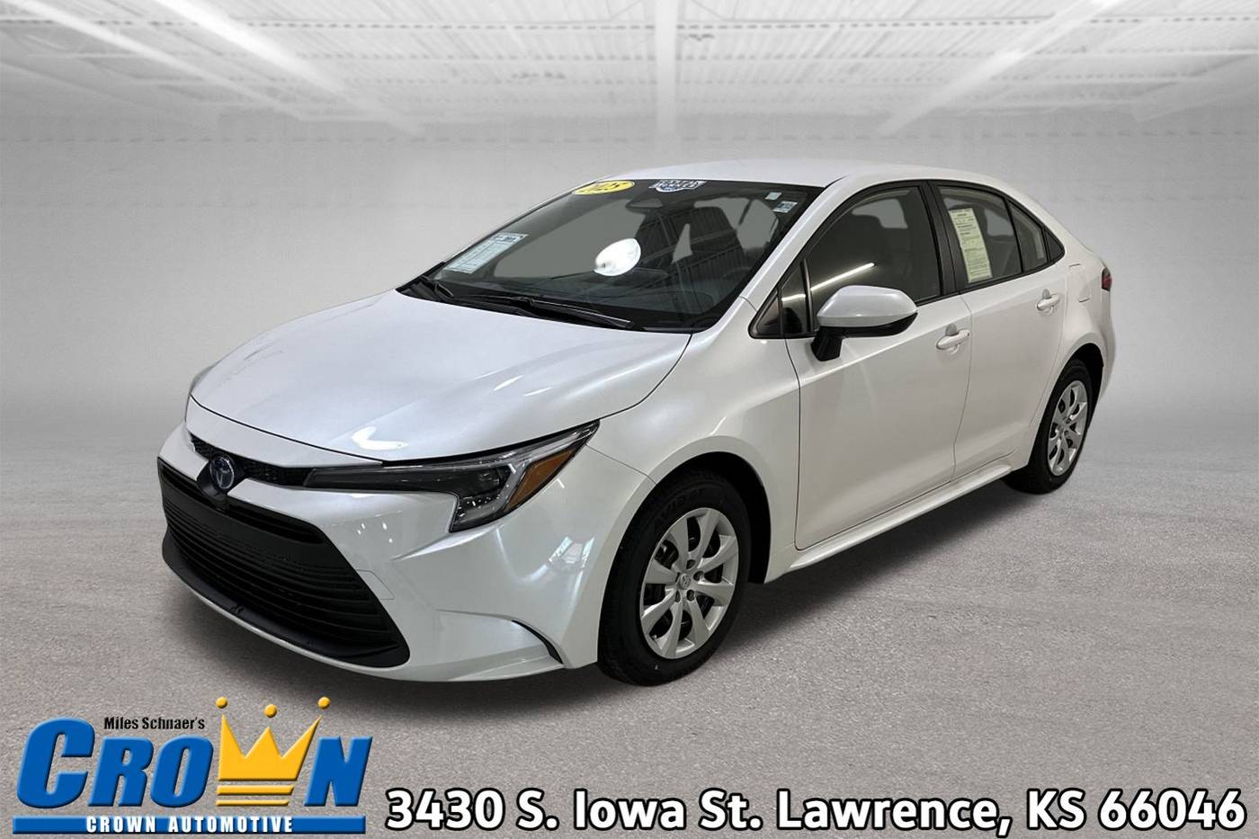 2025 Toyota Corolla Hybrid LE — Sedan — 9 mi — Lawrence, KS