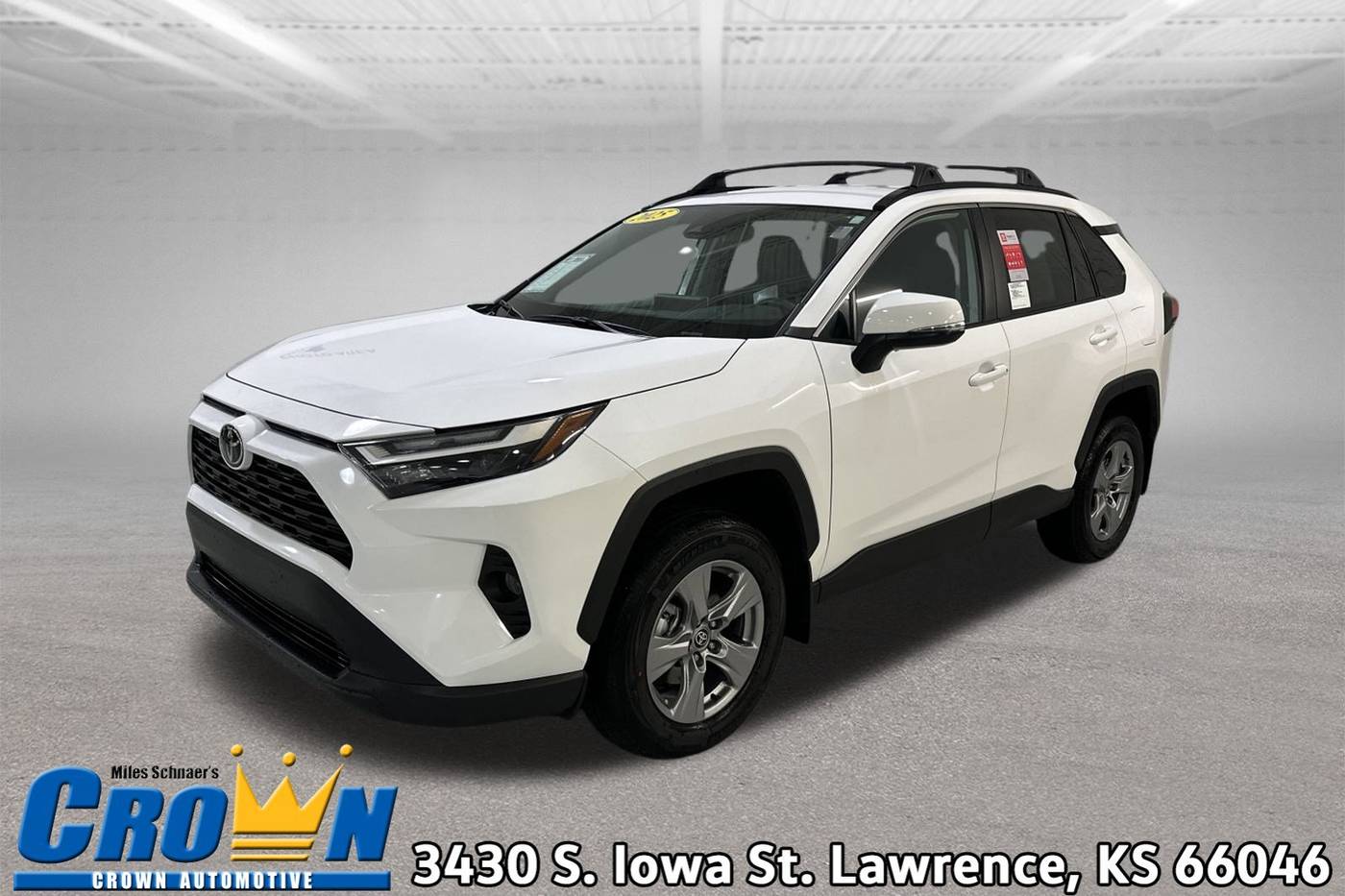 2025 Toyota RAV4 XLE — SUV — 13 mi — Lawrence, KS