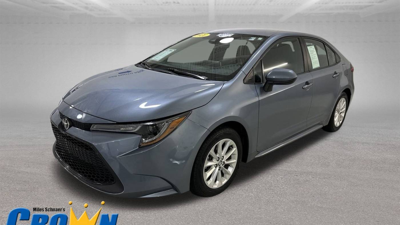 2021 Toyota Corolla LE — Sedan — 20,801 mi — Lawrence, KS