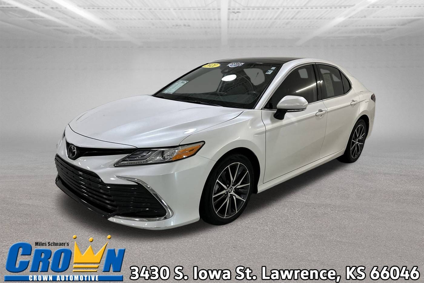2021 Toyota Camry XLE — Sedan — 32,974 mi — Lawrence, KS