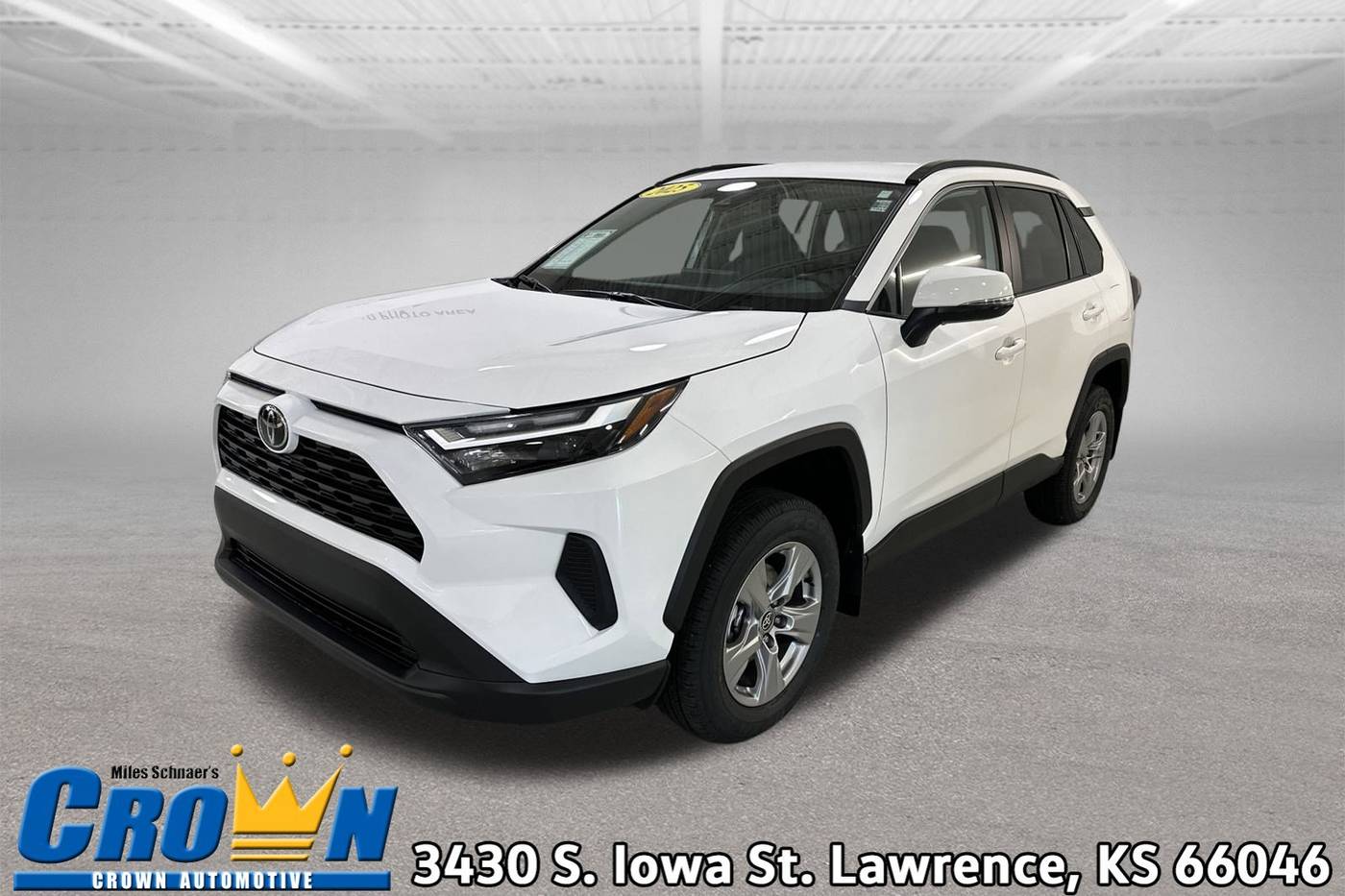 2025 Toyota RAV4 XLE — SUV — 11 mi — Lawrence, KS