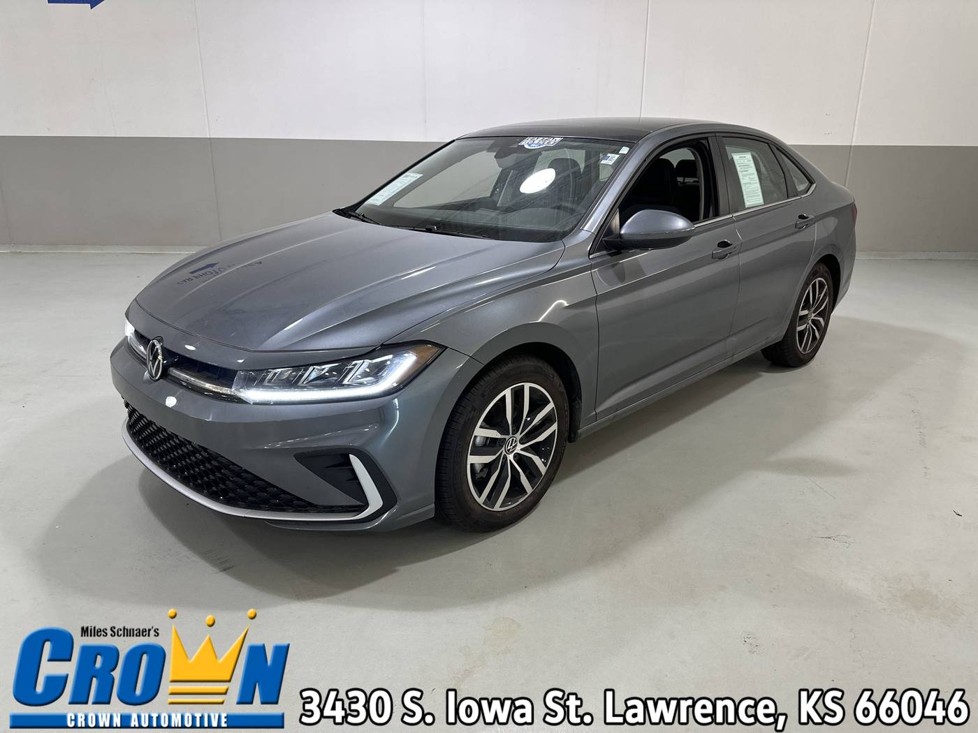 2025 Volkswagen Jetta SE — Sedan — 3,081 mi — Lawrence, KS